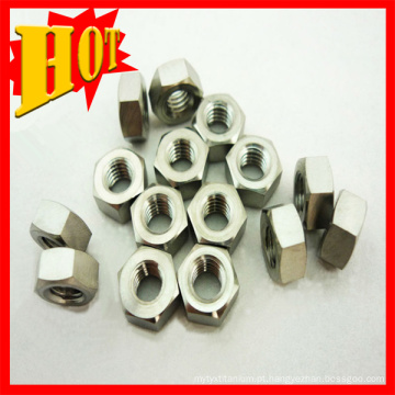 Cp &amp; Titanium Alloy Hexagon Nuts em estoque